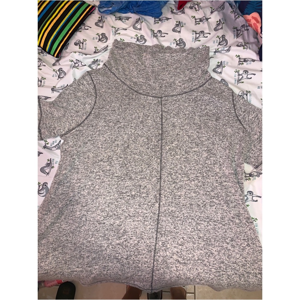 Plus size turtle neck